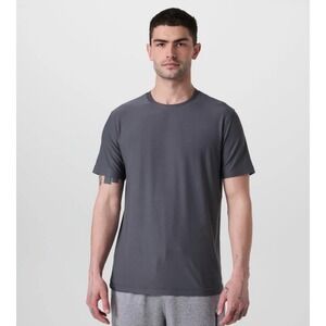 Vuori Strato Tech Tee Moonlight Men's Large NWOT Performance Athletic Shirt